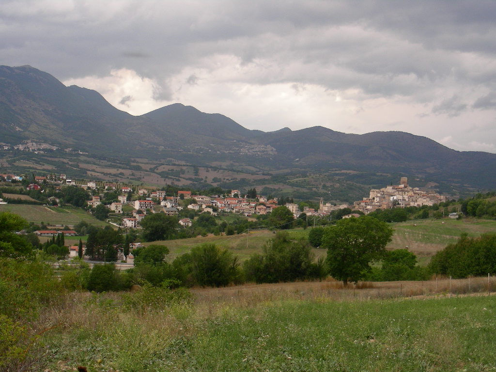 Valle Subequana ... e Castel Di Ieri  in Abruzzo